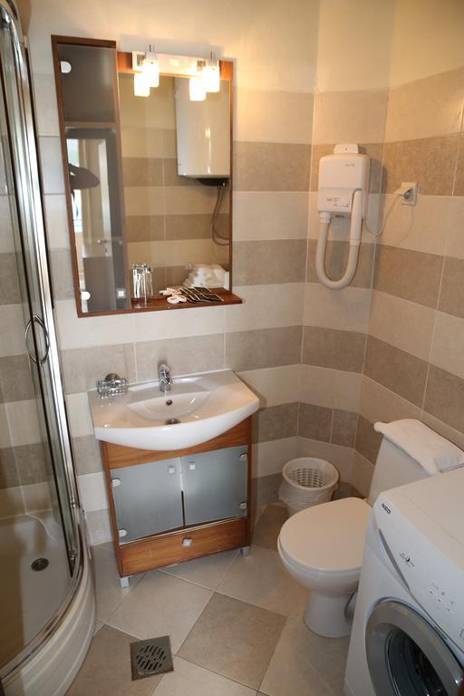 Ponta Apartment Rafailovici Ngoại thất bức ảnh