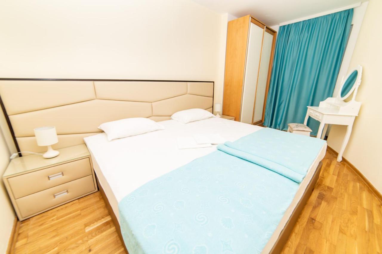 Ponta Apartment Rafailovici Ngoại thất bức ảnh