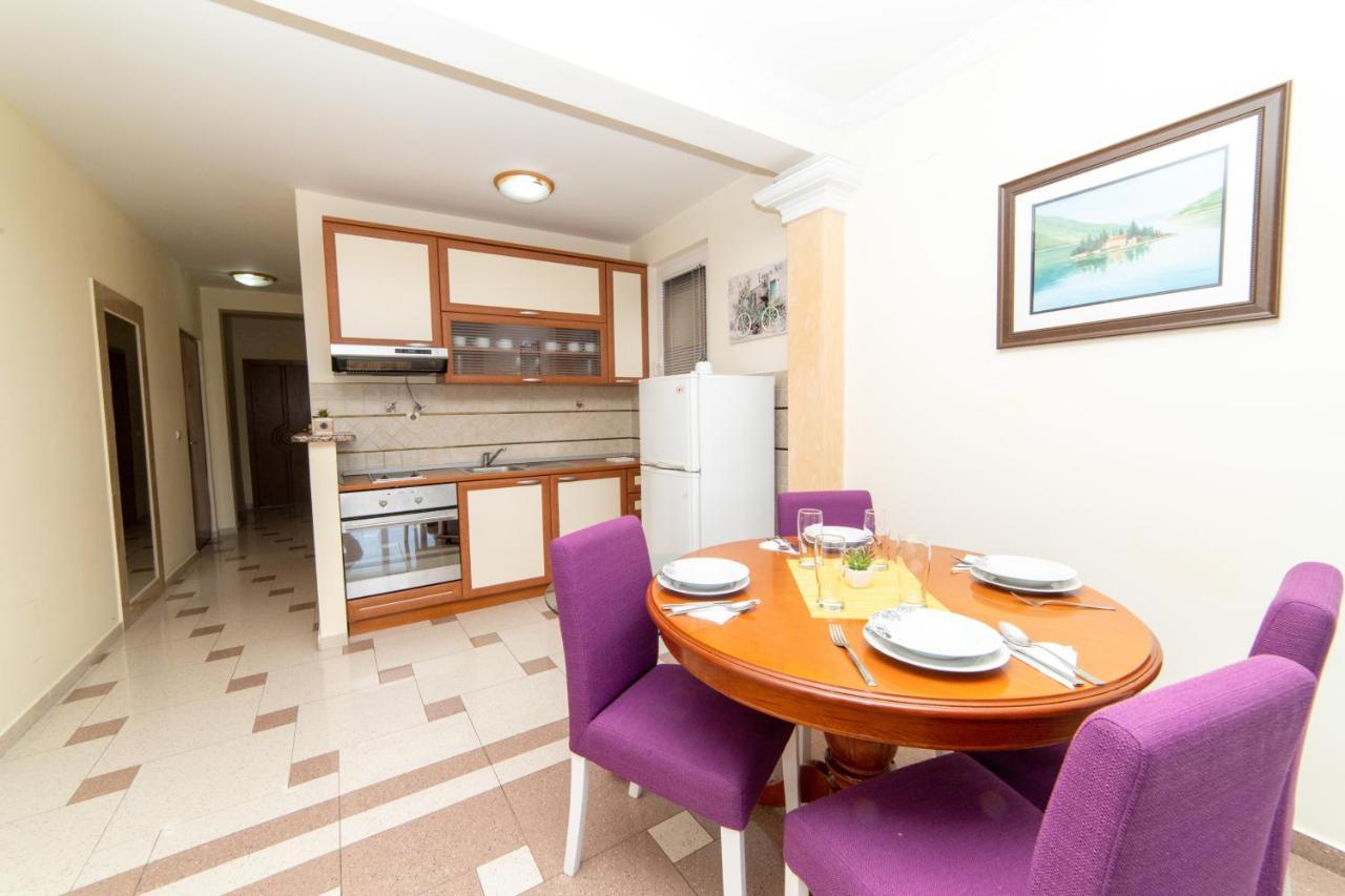 Ponta Apartment Rafailovici Ngoại thất bức ảnh